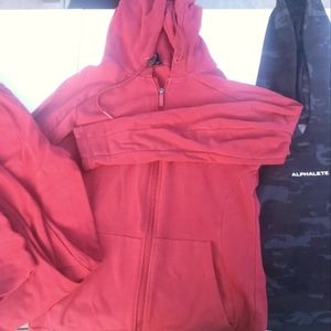 Alphalete crop sleeveless top